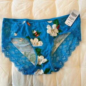 Soma Embraceable Hipster Panty Size M
